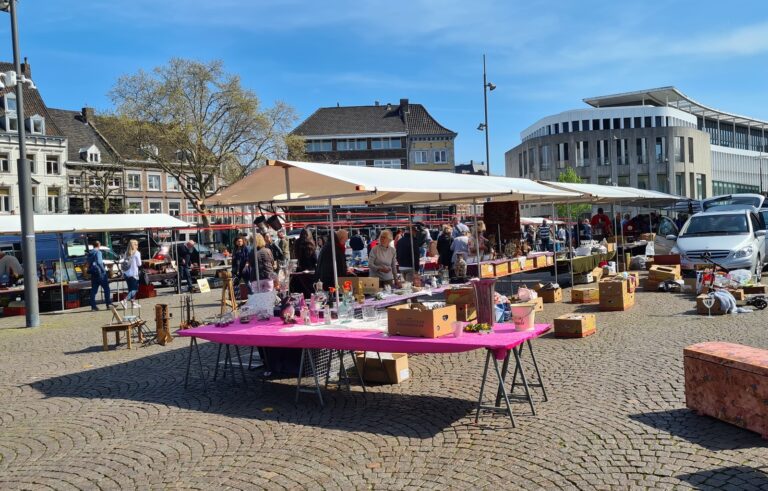 Valkenburgse Bokkenweken — markt-eten in Zuid-Limburg