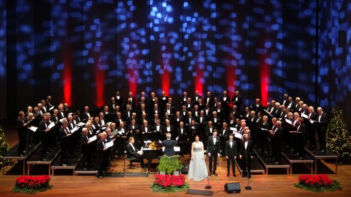 Kerstconcert – Koninklijke Zangvereniging Mastreechter Staar — muziek in Zuid-Limburg